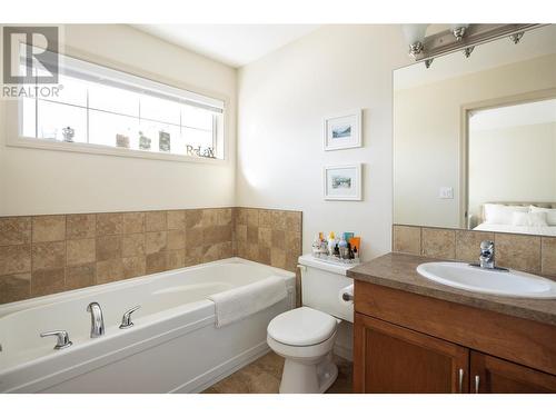 6900 Marshall Road Unit# 36, Vernon, BC - Indoor Photo Showing Bathroom