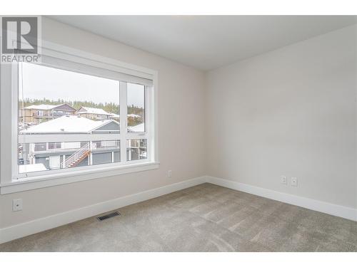 13098 Shoreline Way Unit# 68, Lake Country, BC - Indoor Photo Showing Other Room