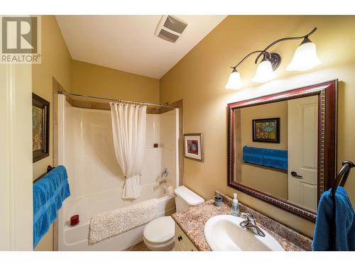 3897 Sonoma Pines Drive, Westbank, BC - Indoor Photo Showing Bathroom