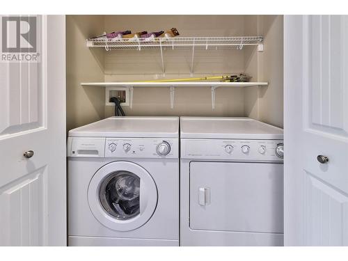 1596 Okanagan Avenue Se Unit# 4, Salmon Arm, BC - Indoor Photo Showing Laundry Room