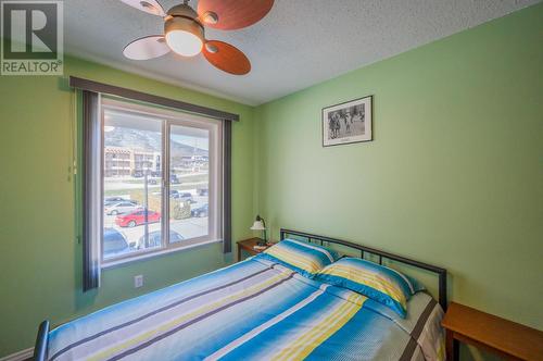 9107 62Nd Avenue Unit# 23, Osoyoos, BC - Indoor Photo Showing Bedroom