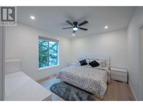 10615 Elliott Street Unit# 106, Summerland, BC - Indoor Photo Showing Bedroom