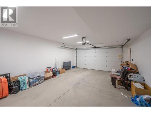 10615 Elliott Street Unit# 106, Summerland, BC - Indoor Photo Showing Garage