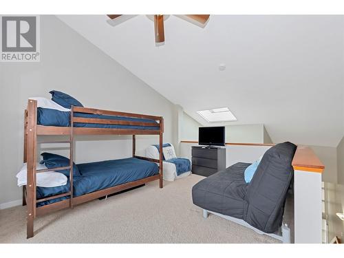 1134 Pine Grove Road Unit# 39, Scotch Creek, BC - Indoor Photo Showing Bedroom