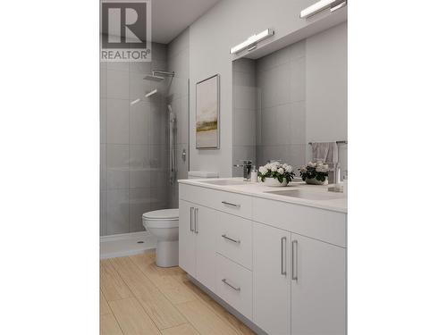 727 Wardlaw Avenue Unit# 3, Kelowna, BC - Indoor Photo Showing Bathroom
