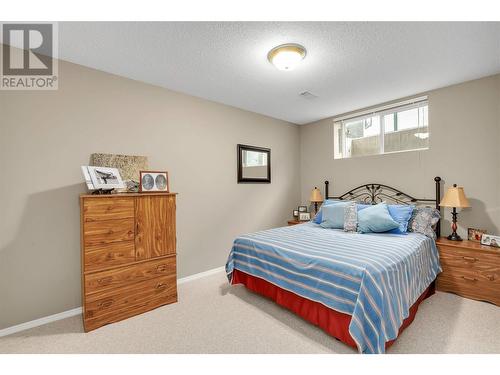 2710 Allenby Way Unit# 57, Vernon, BC - Indoor Photo Showing Bedroom