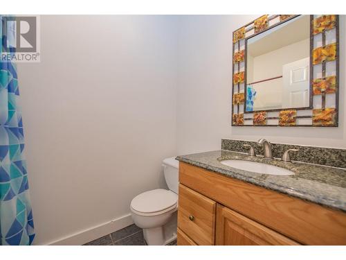 3414A 28Th Avenue Unit# 2, Vernon, BC - Indoor Photo Showing Bathroom
