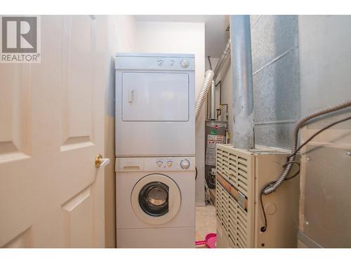 3414A 28Th Avenue Unit# 2, Vernon, BC - Indoor Photo Showing Laundry Room