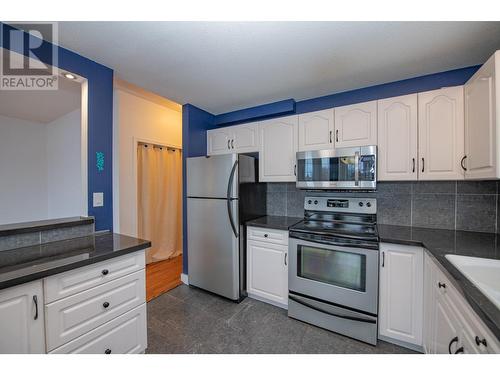 3414A 28Th Avenue Unit# 2, Vernon, BC - Indoor Photo Showing Kitchen With Stainless Steel Kitchen