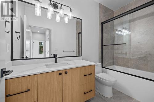 762 Morrison Avenue Unit# 1, Kelowna, BC - Indoor Photo Showing Bathroom
