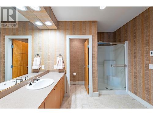 101 Falcon Point Way Unit# 3, Vernon, BC - Indoor Photo Showing Bathroom