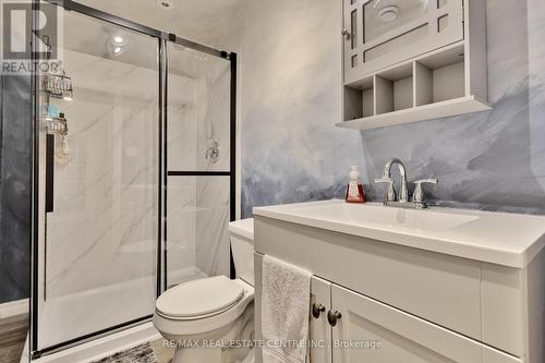 85 Reynolds Rd, Centre Wellington, ON - Indoor Photo Showing Bathroom