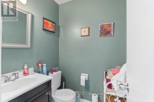27 Morris Drive, Belleville, ON - Indoor Photo Showing Bathroom