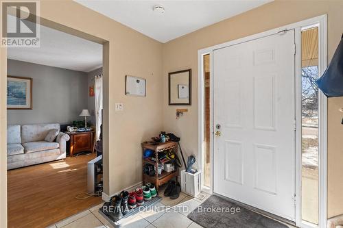 27 Morris Drive, Belleville, ON - Indoor Photo Showing Other Room