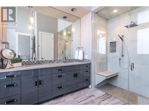 3457 Shayler Road, Kelowna, BC - Indoor Photo Showing Bathroom