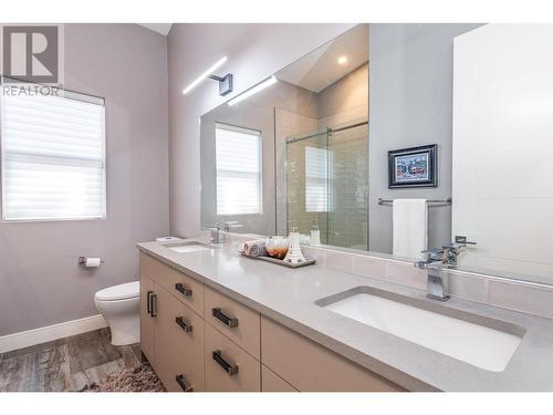 3457 Shayler Road, Kelowna, BC - Indoor Photo Showing Bathroom