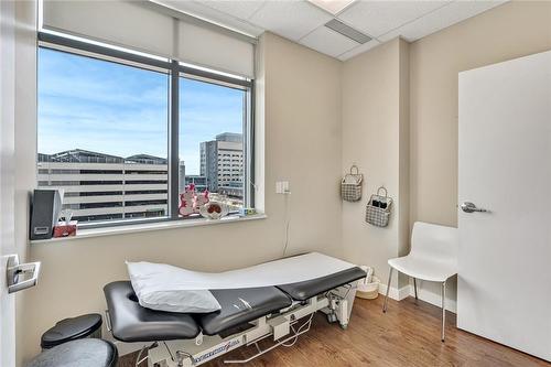 Office 3 with private washroom - 3075 Hospital Gate|Unit #424, Oakville, ON 