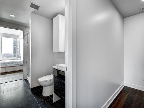 Salle de bains - 1704-1188 Rue St-Antoine O., Montréal (Ville-Marie), QC - Indoor Photo Showing Bathroom