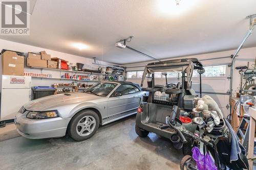 4400 Gallaghers Drive E Unit# 14, Kelowna, BC - Indoor Photo Showing Garage