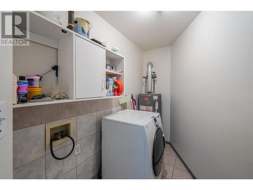 107 Green Avenue Unit# 103, Penticton, BC - Indoor Photo Showing Laundry Room