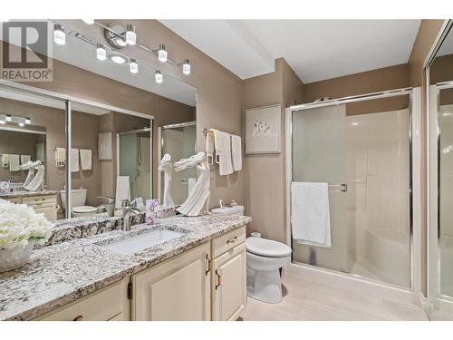 4460 Ponderosa Drive Unit# 105, Peachland, BC - Indoor Photo Showing Bathroom