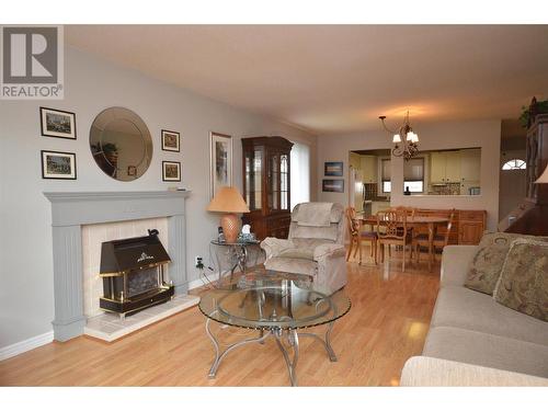 4303 27 Avenue Unit# 16, Vernon, BC - Indoor Photo Showing Living Room With Fireplace