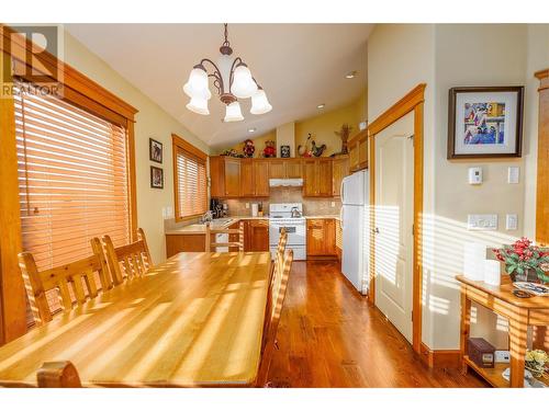 7640 Porcupine Road Unit# 23, Big White, BC - Indoor Photo Showing Dining Room
