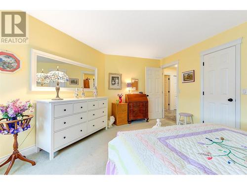 1209 Brookside Avenue Unit# 5, Kelowna, BC - Indoor Photo Showing Bedroom