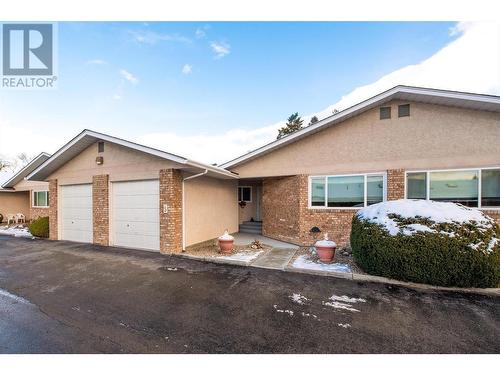 1209 Brookside Avenue Unit# 5, Kelowna, BC - Outdoor