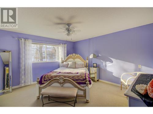 671 24 Street Ne Unit# 14, Salmon Arm, BC - Indoor Photo Showing Bedroom