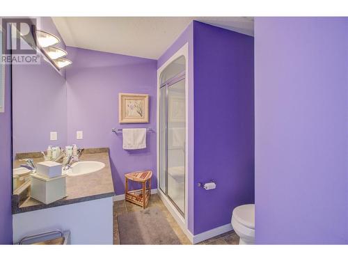 671 24 Street Ne Unit# 14, Salmon Arm, BC - Indoor Photo Showing Bathroom