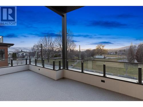 2365 Aberdeen Street, Kelowna, BC - Outdoor With View