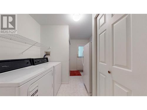 6514 Meadows Drive Unit# 3, Oliver, BC - Indoor Photo Showing Laundry Room
