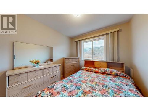 6514 Meadows Drive Unit# 3, Oliver, BC - Indoor Photo Showing Bedroom