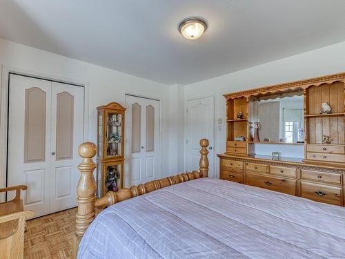 Master bedroom - 159 Rue Cornellier, Repentigny (Le Gardeur), QC - Indoor Photo Showing Bedroom