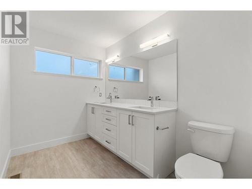 720 Valley Road Unit# 41, Kelowna, BC - Indoor Photo Showing Bathroom