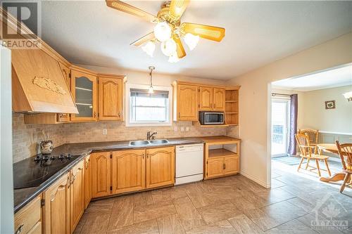 1296 Ste Marie Road, Embrun, ON - Indoor Photo Showing Kitchen With Double Sink