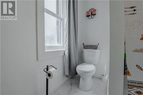 3574 Avonmore Road, Avonmore, ON - Indoor Photo Showing Bathroom