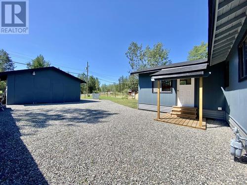 6287 Moose Point Drive, Lone Butte, BC - Outdoor With Exterior