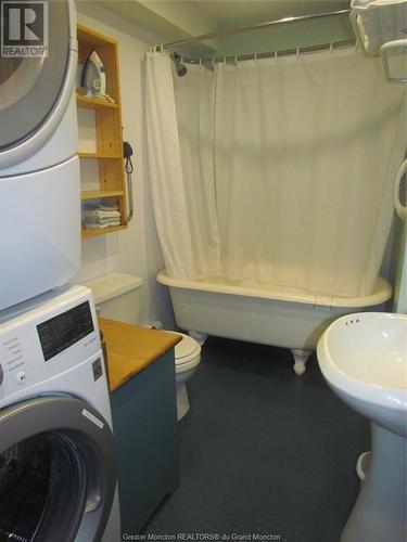 1465 Route 475, Bouctouche, NB - Indoor Photo Showing Laundry Room
