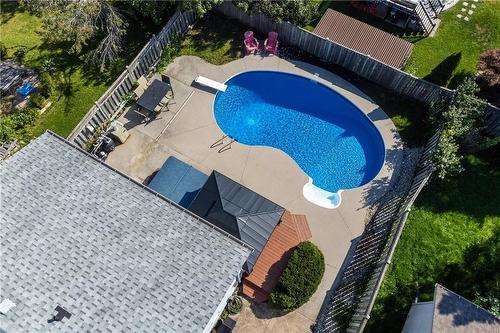 6 Westbury Drive, St. Catharines, ON - Outdoor With In Ground Pool