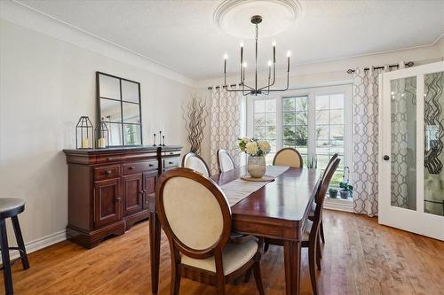 61 Acredale Drive, Carlisle, ON - Indoor Photo Showing Dining Room
