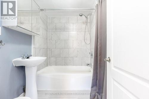 691 Reid Street, Innisfil, ON - Indoor Photo Showing Bathroom
