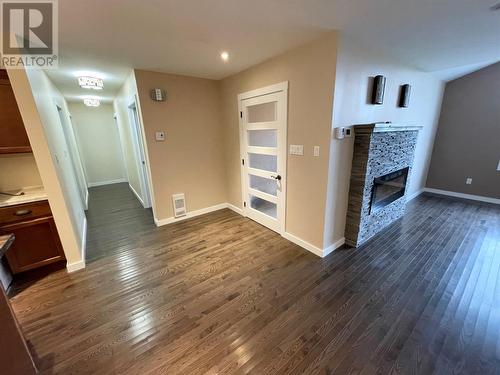 5 Evergreen Crescent, Blaketown, NL - Indoor With Fireplace