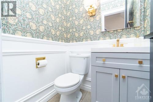 1621 Featherston Drive, Ottawa, ON - Indoor Photo Showing Bathroom