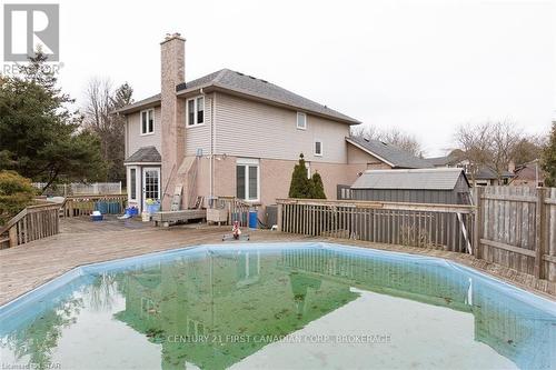 99 Acorn Pl, London, ON - Outdoor With In Ground Pool With Exterior
