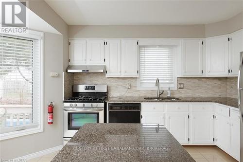 99 Acorn Place, London, ON - Indoor Photo Showing Kitchen