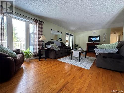 16 Hallihan Lane, Blackville, NB - Indoor Photo Showing Living Room