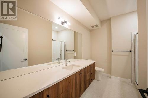 1550 Union Road Unit# 44, Kelowna, BC - Indoor Photo Showing Bathroom