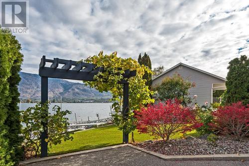 5405 Oleander Drive Unit# 1, Osoyoos, BC - Outdoor With Body Of Water